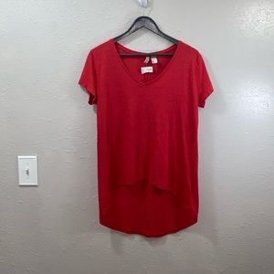 H&M divided red high low v-neck tee size small